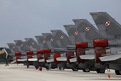Вы сейчас просматриваете Польша подняла самолеты «из-за активности российской авиации»